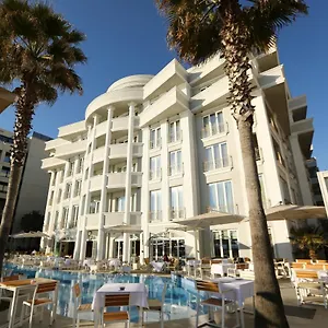 ***** Hotel Palace & Albanië